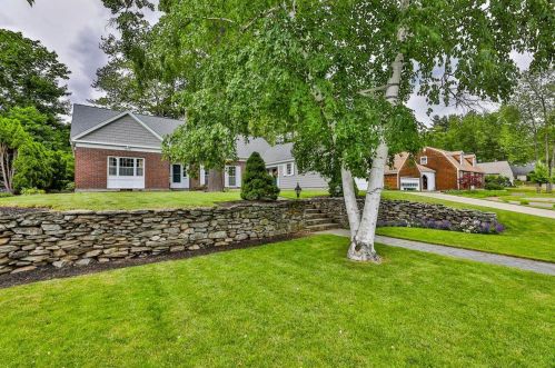 42 Wood St, Nashua, NH 03064-1930