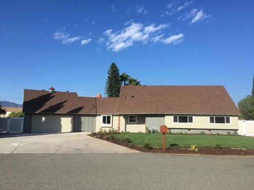 2020 Top O The Walk Dr, Norco, CA 92860-2552