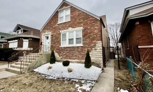 10537 Normal Ave, Chicago, IL 60628-2429