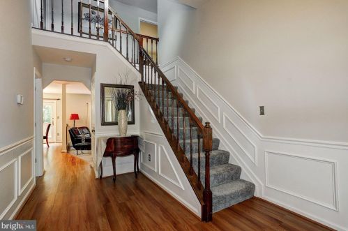 6972 Newberry Dr, Columbia, MD 21044-4254