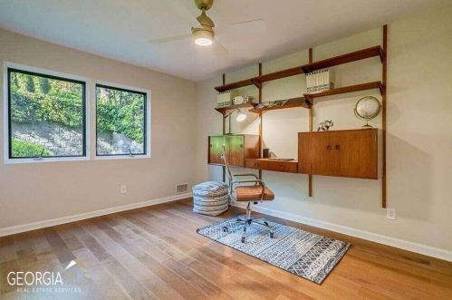 620 Colebrook Ct, Atlanta GA  30327-4710 exterior