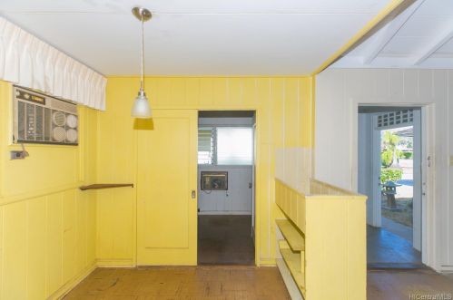 1029 Makaiwa St, Honolulu HI  96816-5403 exterior