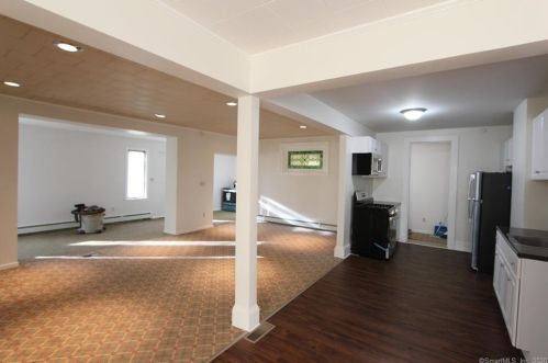 663 Stanley St, New Britain, CT 06051-2737
