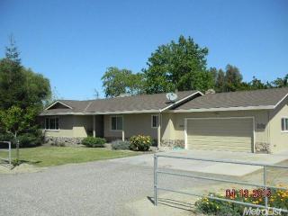 2125 Linwood Ave, Turlock, CA 95380-6140