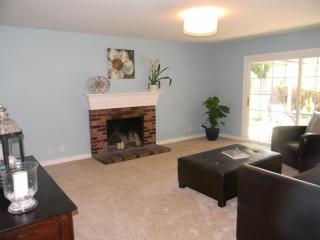 627 Meadowlark St, Livermore, CA 94551-4209