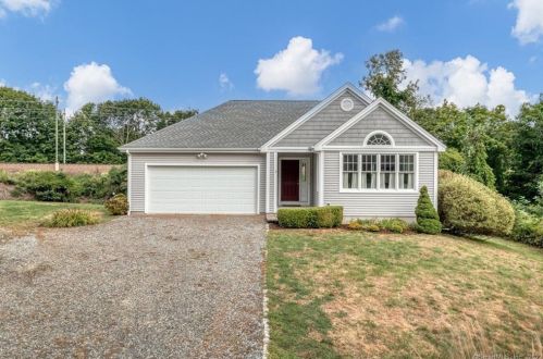 3 Burnap Rd, Niantic, CT 06357-2901