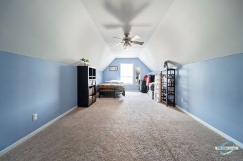 2247 Luther Lowell Ln, Sycamore IL  60178-8751 exterior