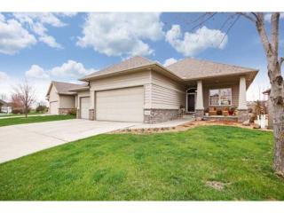 1404 Beachcomber Blvd, Minnetrista, MN 55387