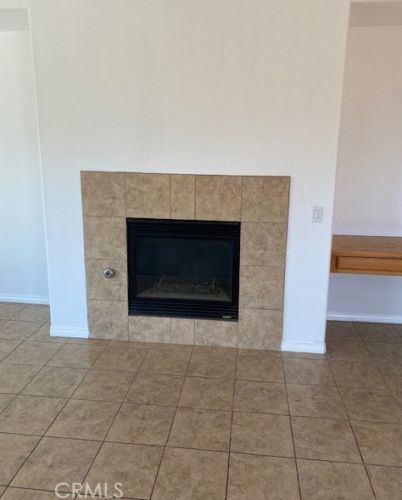 2820 Lake View Dr, Perris, CA 92571-4833