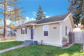 458 Grandey Way, Seattle, WA 98056-3627