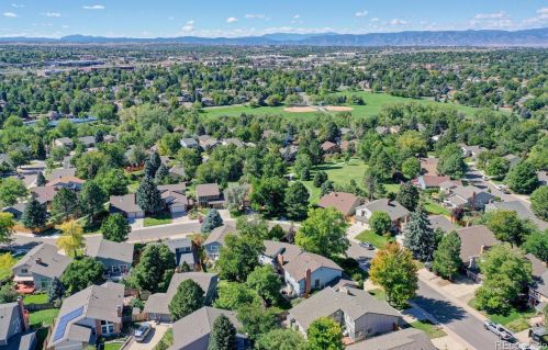 7870 Valentia St, Englewood CO 80112-3302 exterior