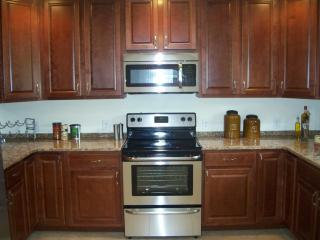 5939 Sellger Dr, Norfolk VA  23502-5242 exterior