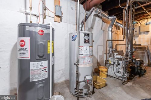 247 Ross St, Lancaster PA  17602-1940 exterior