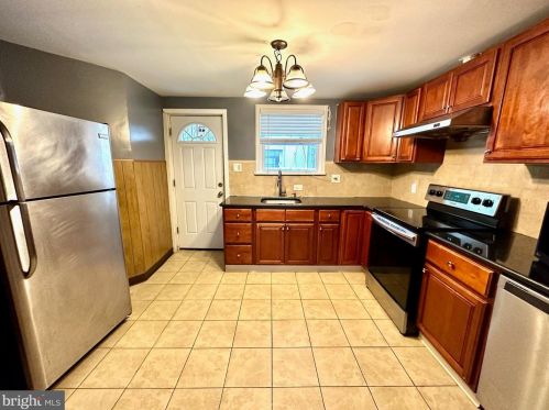 928 Cantrell St, Philadelphia, PA 19148-3118