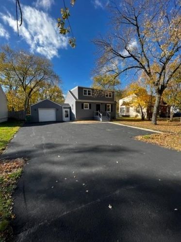 7526 Marshall St, Gary, IN 46410-4545