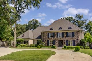 1143 Cherbourg Pl, Memphis, TN 38120-4066
