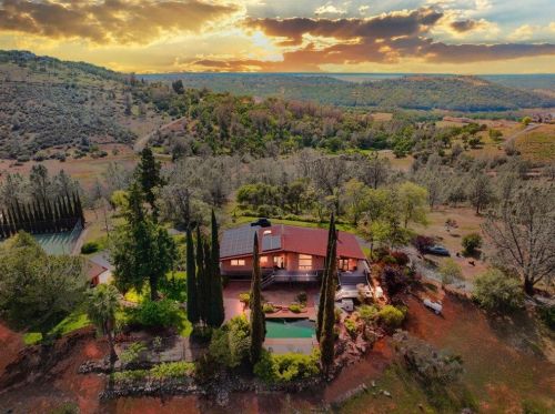 1200 Rainbow View Rd, Folsom, CA 95762-9429