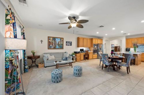 1363 Stanislaus Dr, Chula Vista CA  91913-1403 exterior