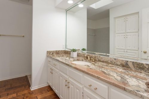 4920 Riv Bnd Dr, Fort Worth TX  76109 exterior