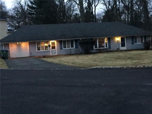 24 Hillwood Ave, Edison, NJ 08820-3005