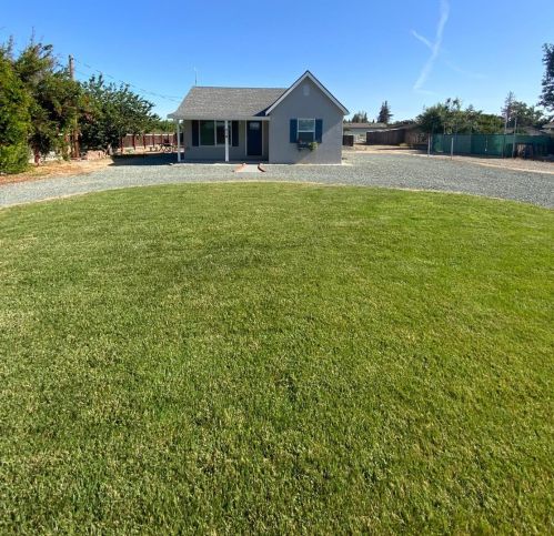 219 Crawford Rd, Modesto, CA 95356-9518