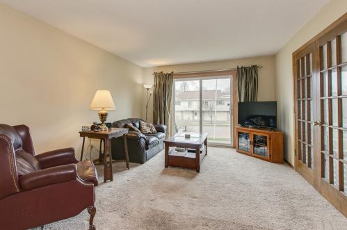 2463 Grenadier Ave, Saint Paul MN  55128-4319 exterior