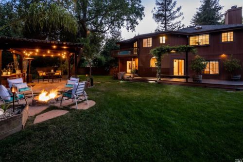 9750 Brooks Rd, Windsor, CA 95492-7955