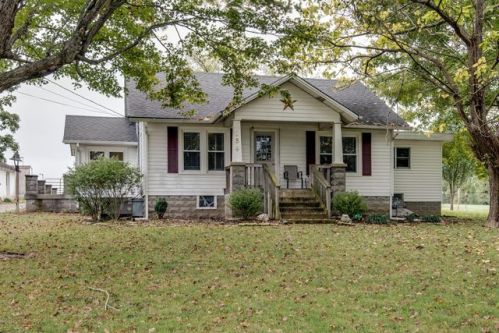 184 Piney Rd, Dickson, TN 37055-4140