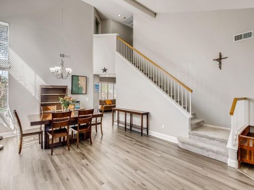 736 Corte Manolito, San Marcos, CA 92069-7358