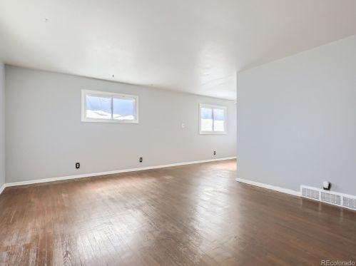 1301 Troy St, Denver CO  80011-6449 exterior