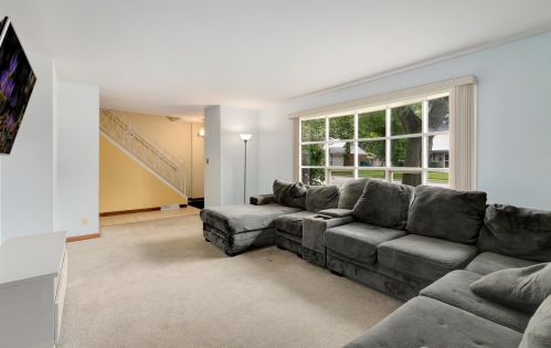 2316 Douglas St, Joliet, IL 60435-5410