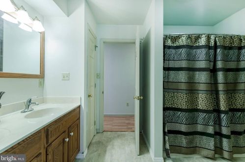 2616 Standardbred Dr, Lancaster PA  17603-4161 exterior