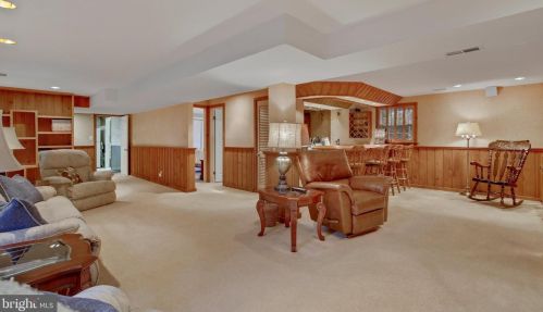 176 Berrywood Dr, Severna Park MD 21146-2033 exterior