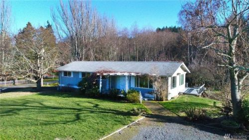 17202 137th Ave, Vashon, WA 98070-4424