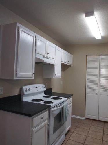 6620 Parkview Dr, Fort Worth TX  76182 exterior