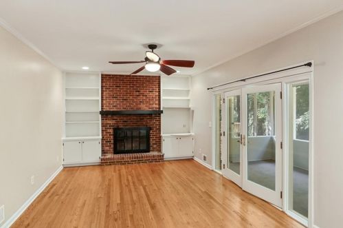 5038 Heatherdale Ln, Atlanta GA  30360-1669 exterior