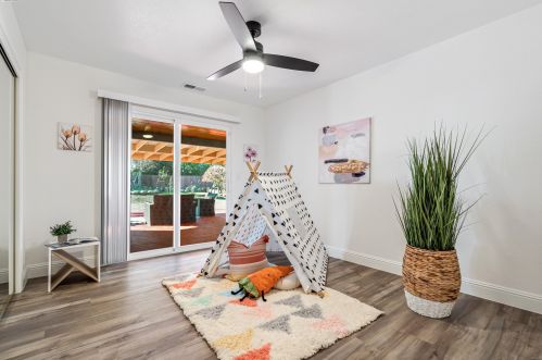 2473 Lancaster Ct, Hayward, CA 94542-1213