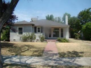 1805 Clinton Ave, Fresno, CA 93705-4306