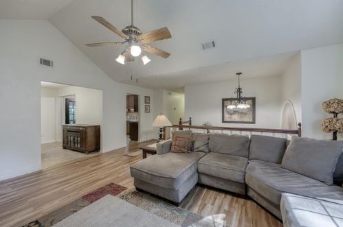 359 Saddle Trl, Jefferson GA  30549-4490 exterior