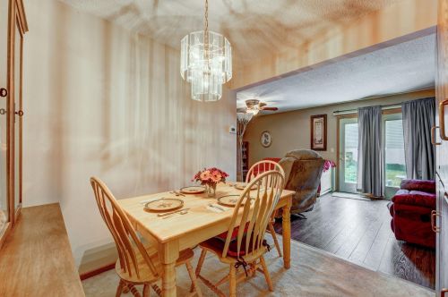 2332 Dorland Pl, Saint Paul MN  55119-6797 exterior