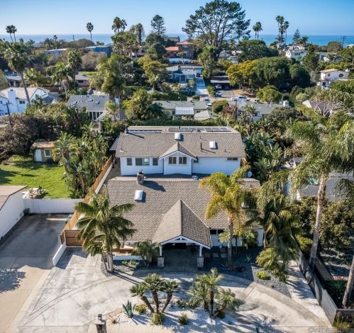 742 Arden Dr, Encinitas, CA 92024-4505