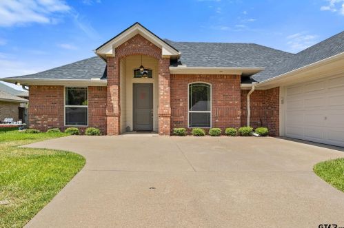 19470 Sara Ln, Flint, TX 75762-8818