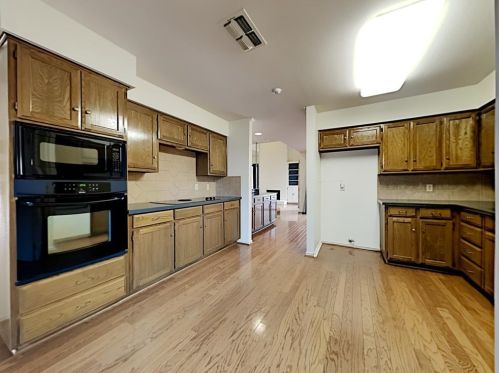 6204 Sea Meadow Dr, Fort Worth TX  76132-1114 exterior