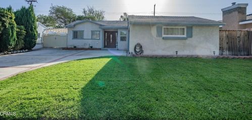 2133 Magnolia St, Simi Valley, CA 93065-2632