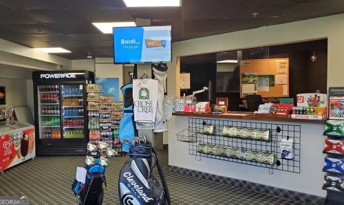 83 Montre Sq, Atlanta GA  30327-4046 exterior