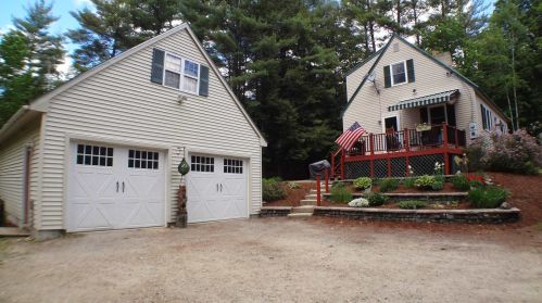 282 Flanders Memorial Rd, Weare, NH 03281-4903