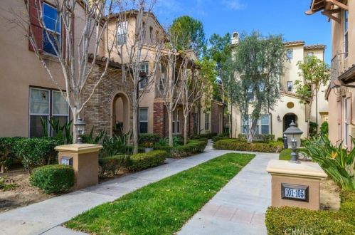 15 Tall Oak, Irvine CA  92603-4213 exterior