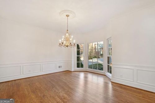 3959 Hovis Ct, Atlanta GA  30319-1680 exterior
