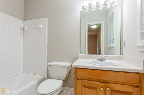 192 Greenbriar Ct, Conyers GA  30094-4214 exterior