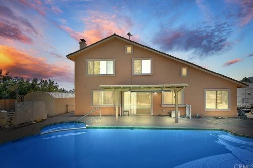 1496 13th Ave, Upland, CA 91786-2412